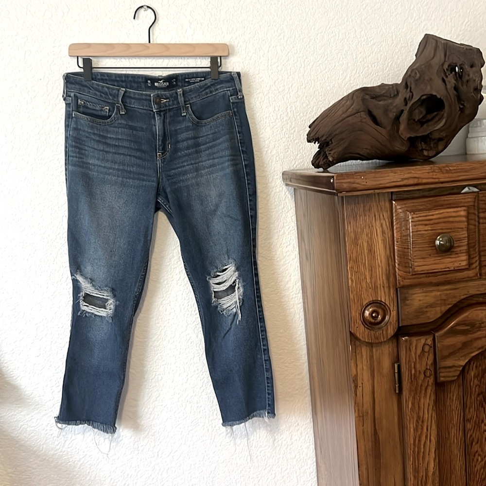 Hollister ripped jeans, low rise super skinny crop vintage stretch